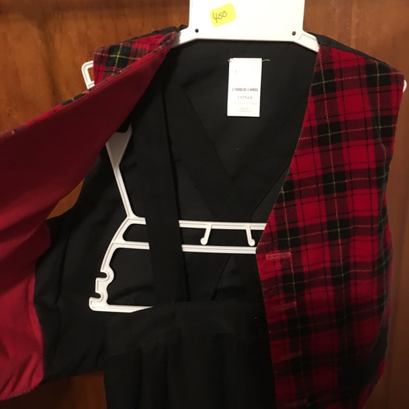 2T black pants w matching vest. - Picture 2 of 3